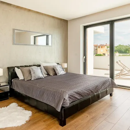 Βίλα Aria Near Porec For 12 People - Pet Friendly With Wellness & Sea View Višnjan